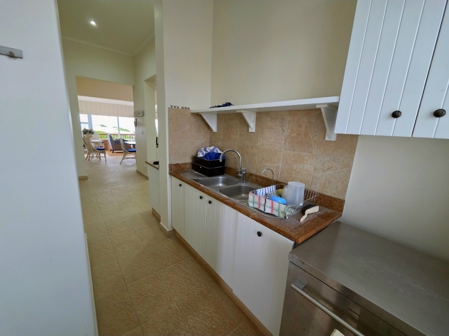5 Bedroom Property for Sale in Oyster Bay Eastern Cape